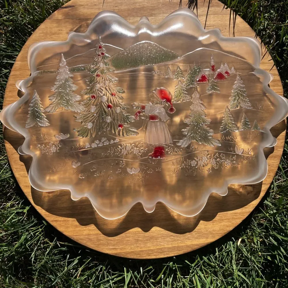 Mikasa Frosted Colored Glass Holiday Christmas Tree Tray w/Little Girl Red/Green